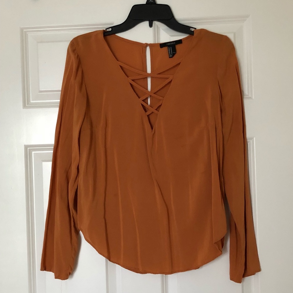 Orange V-neck Blouse 李